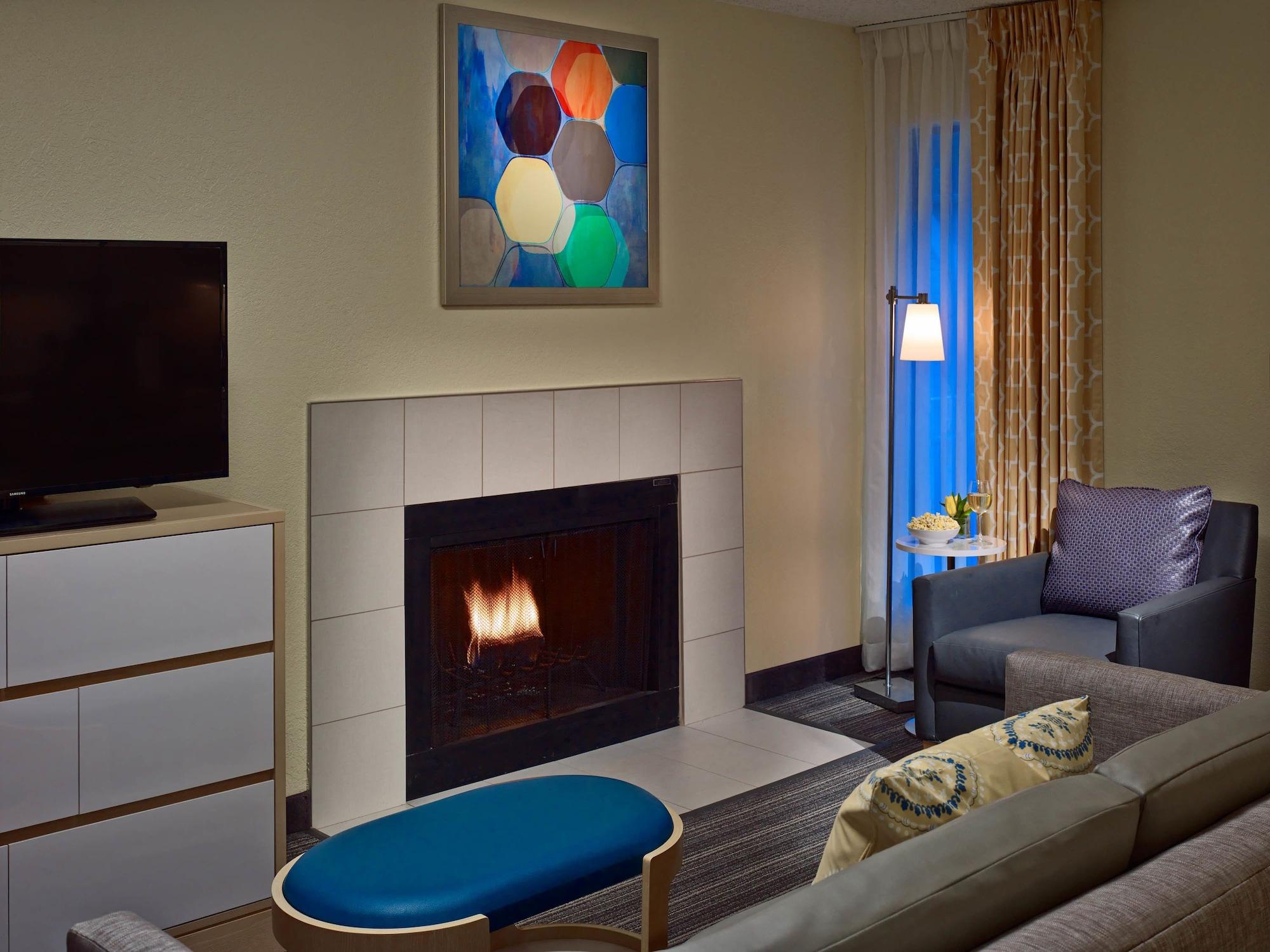 Sonesta Simply Suites Cleveland Airport Middleburg Heights Exterior foto